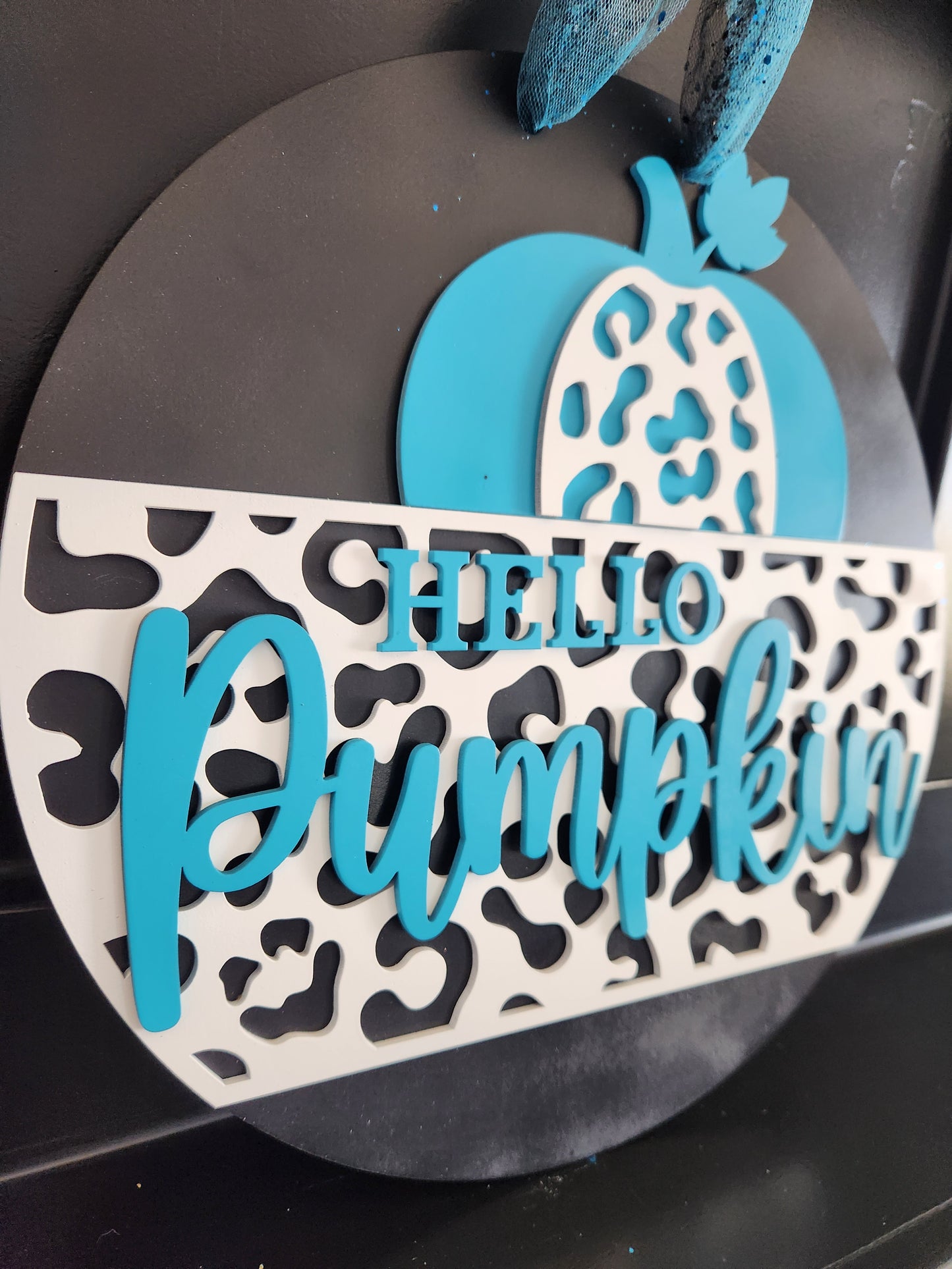 Cheetah Hello Pumpkin Round